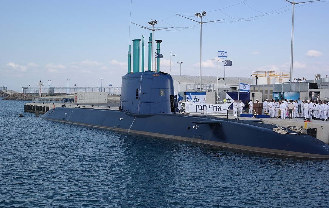Das aus Deutschland importierte U-Boot der Dolphin-Klasse ist die teuerste Waffe im Arsenal des israelischen Militärs. Quelle: Ilan Rom, Wikipedia, 2014.