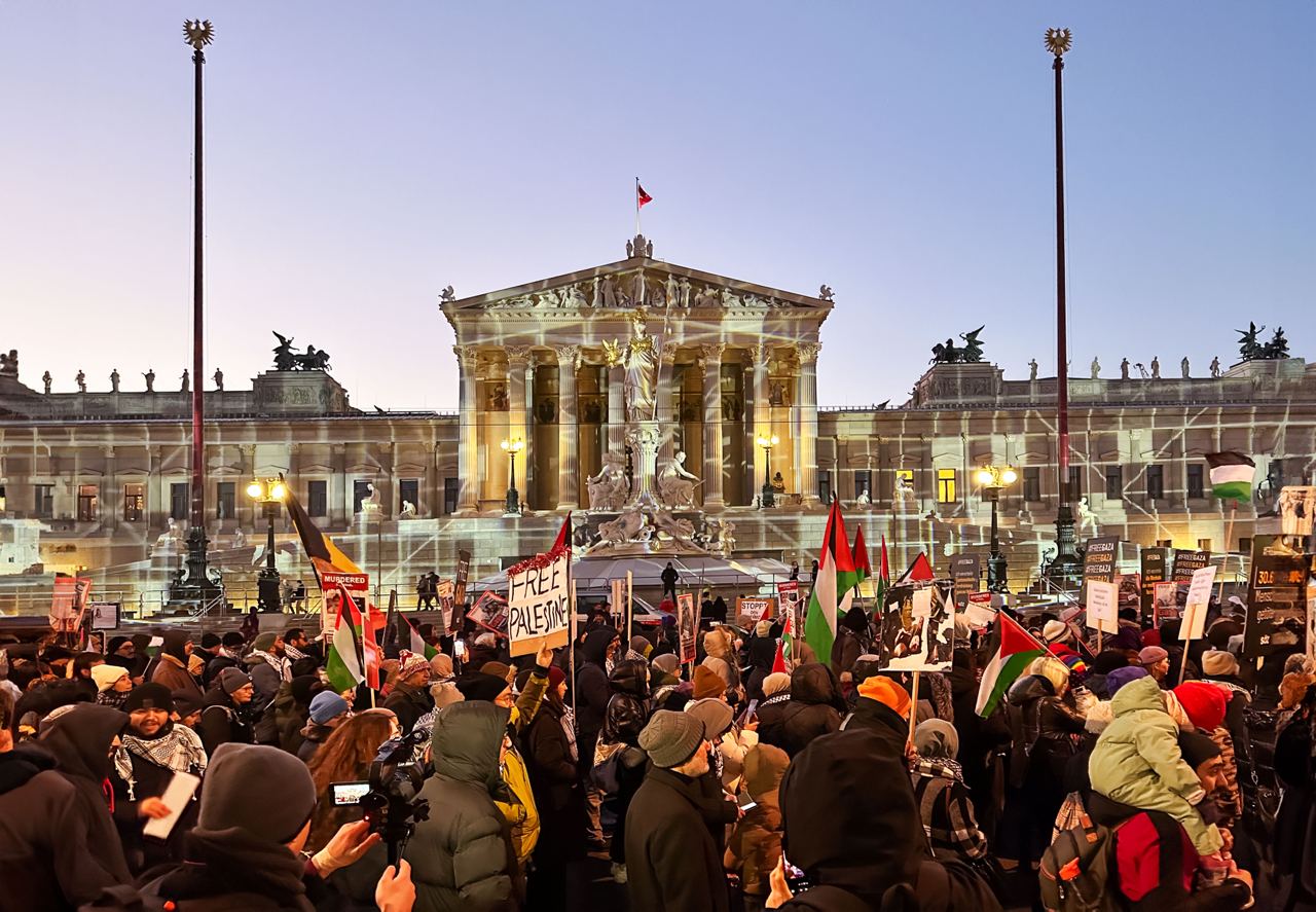 Palästinademo Ring Demo vor Parlament