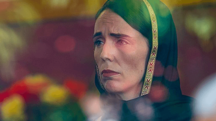 Jacinda Ahern zeigte vor, wie man auf MuslimInnen zugeht Jacinda Ahern zeigte vor, wie man auf MuslimInnen zugeht